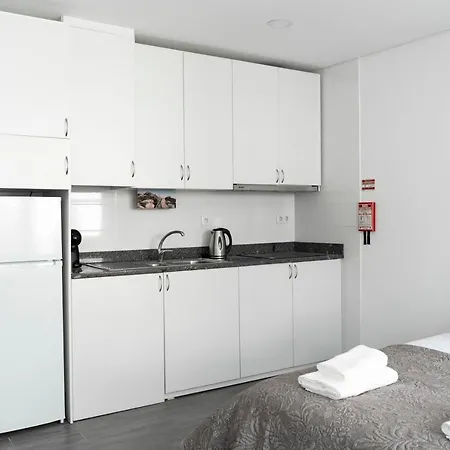 Almada Downtown 401 Oporto