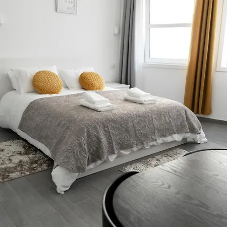 Apartment Almada Downtown 401