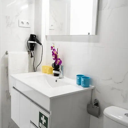 Almada Downtown 401 Apartment *