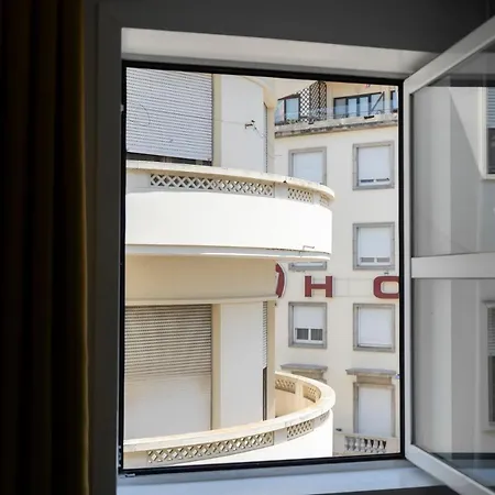 Almada Downtown 401 Apartment